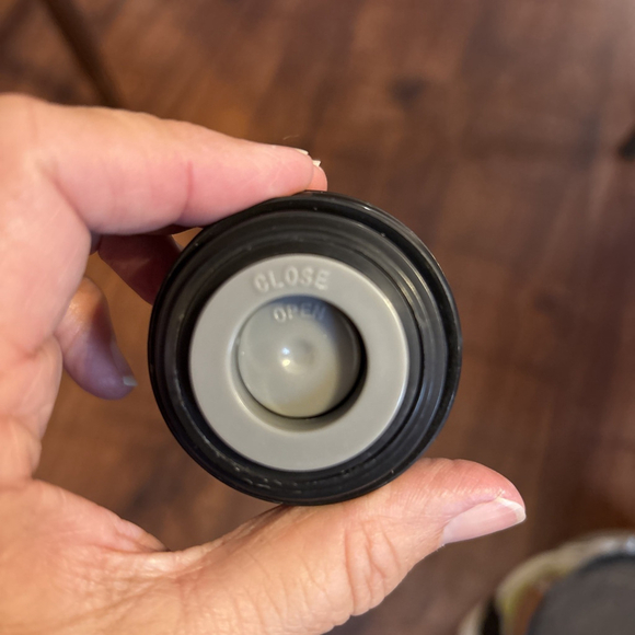 ESPN U unique thermos hot/cold beverage with red leather accents 16 oz - Picture 7 of 8